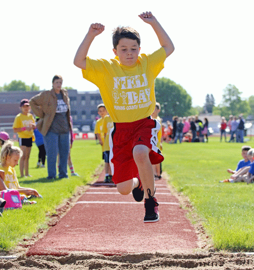 Elementary track and field day fun for all | Grant Tribune